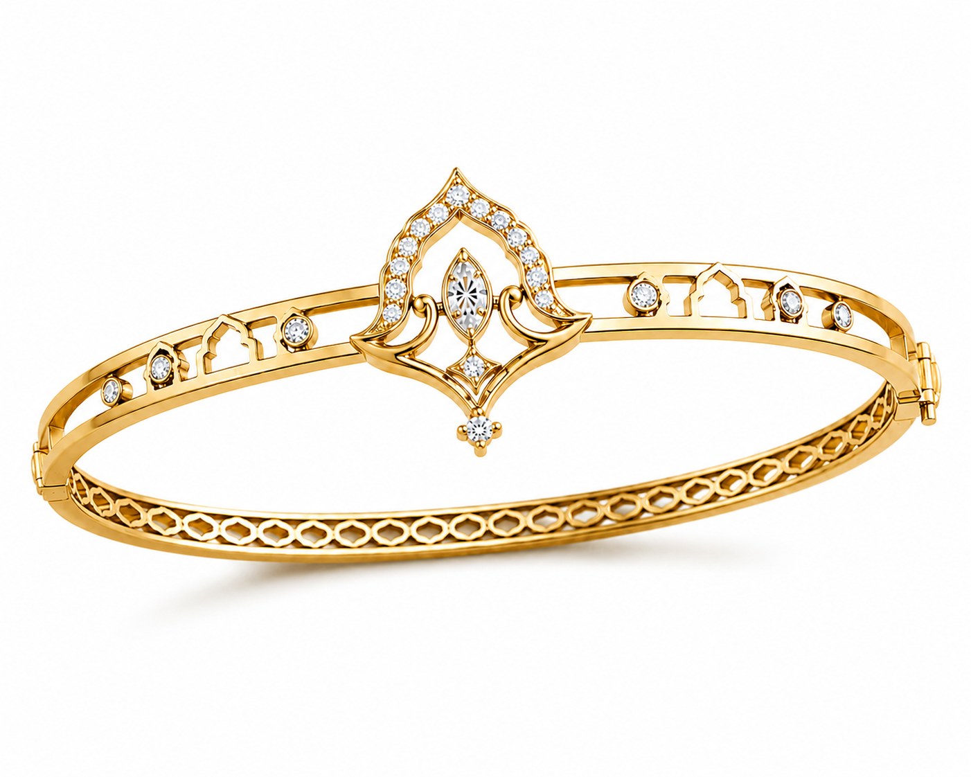 Ornate centerpiece bangle